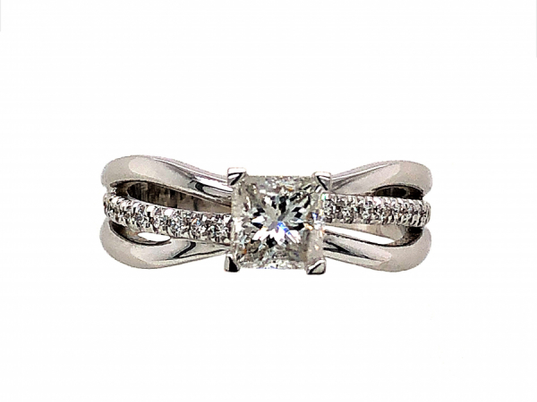 14 KARAT WHITE GOLD DIAMOND ENGAGEMENT RING by The Hunt House Custom Jewellery
